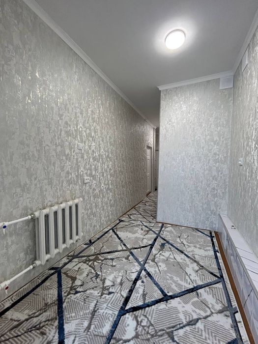 2 xonali kvartira sotiladi