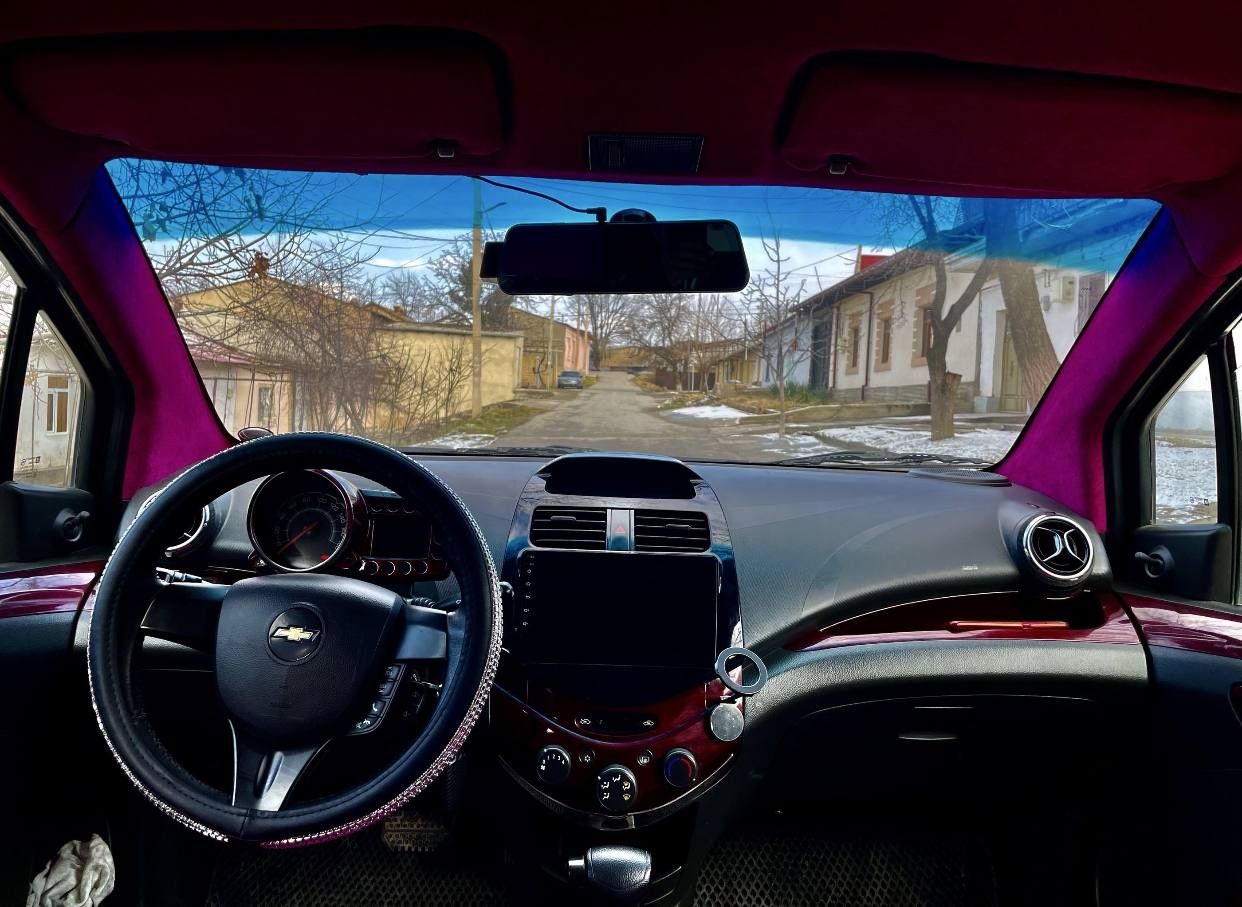спарк автомат сотилади