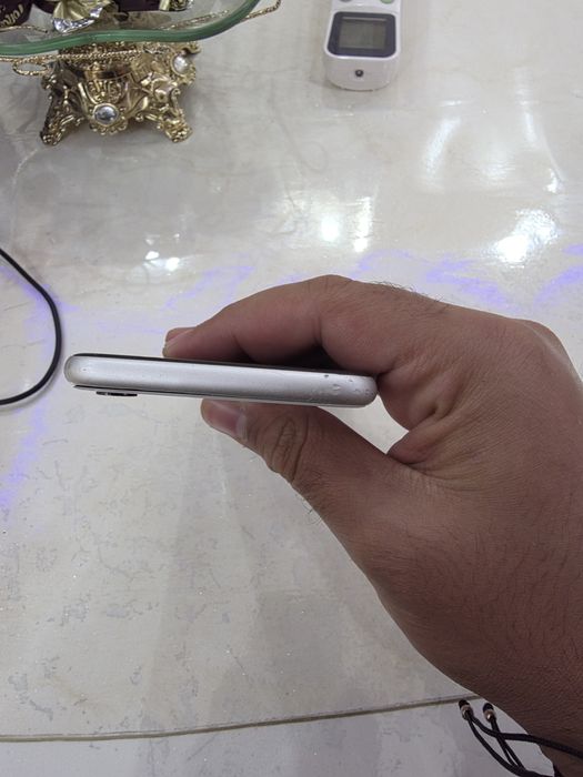 Като нов Iphone xr 64GB може и бартер