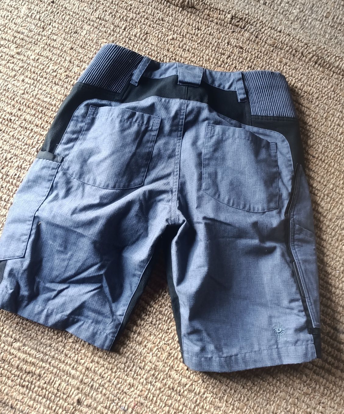 Pantaloni scurți Engelbert Strauss mărimea 40/50 M/L