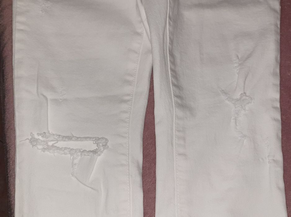 Дамски бели дънки Only.