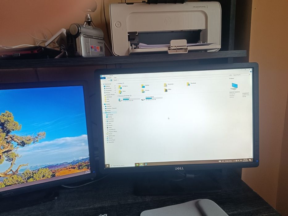 Геймър Компютър с монитор i7-7700, 3.6 ghz.
32 ram
Видео картаGTX1060,