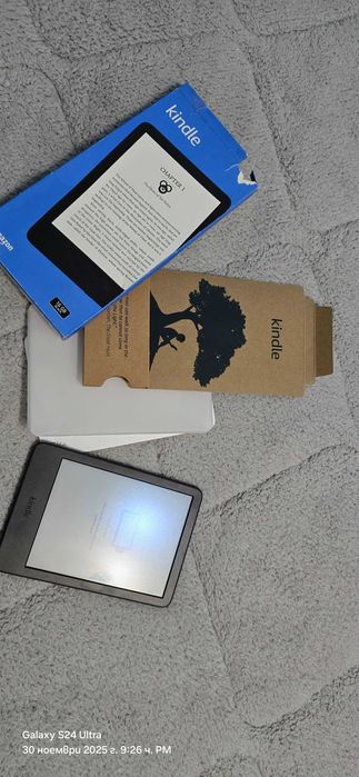 Киндел четец на книги