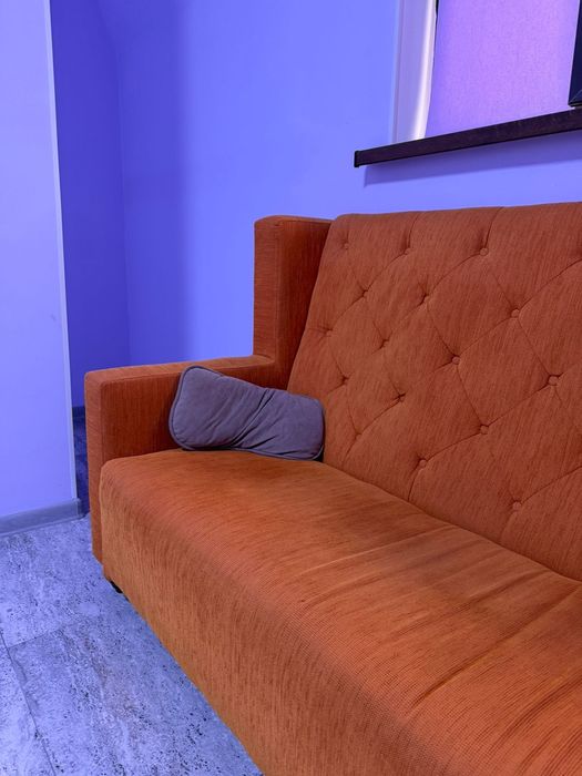 Диван качественный срочно