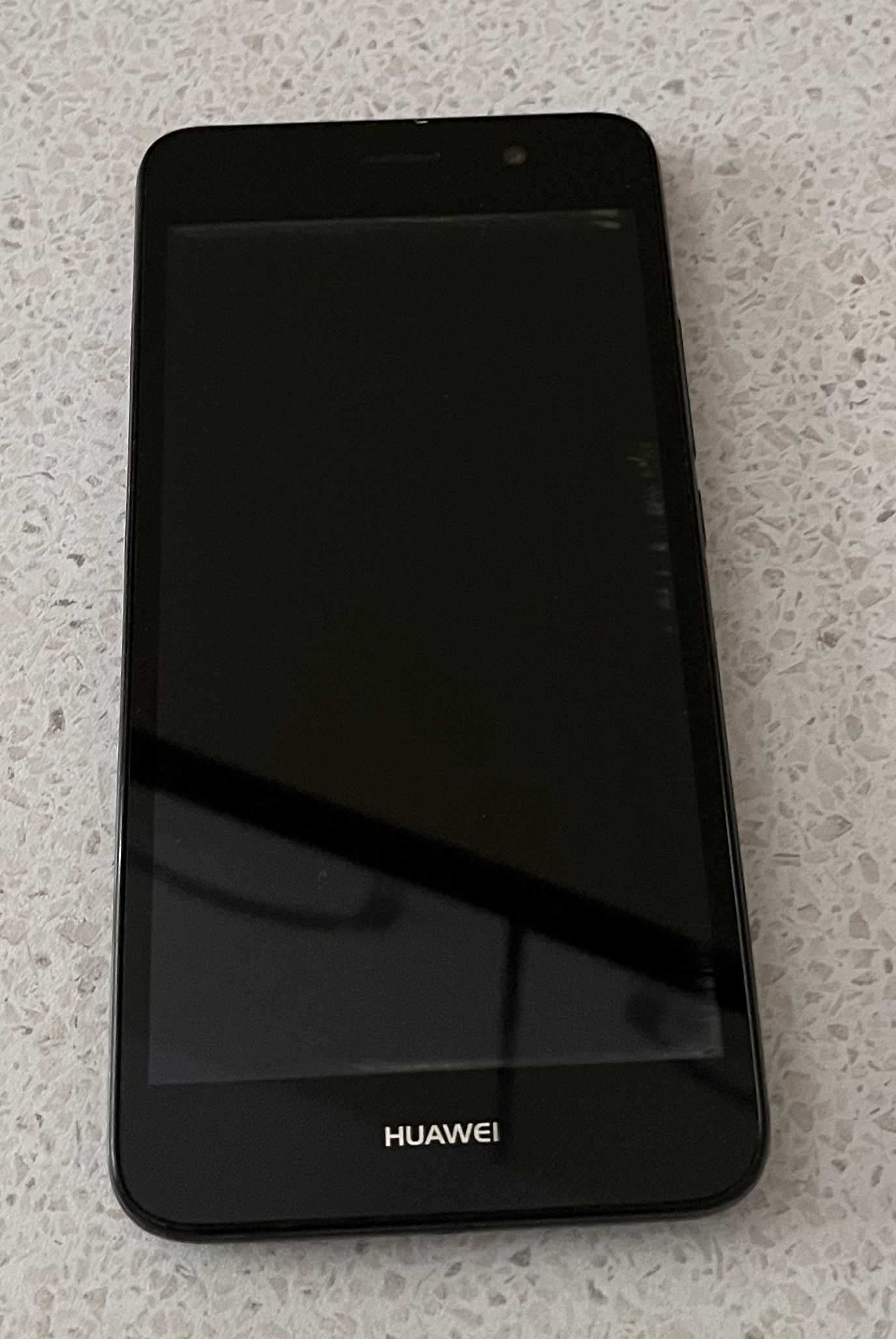 Смартфон HUAWEI Ascend Y6 Black