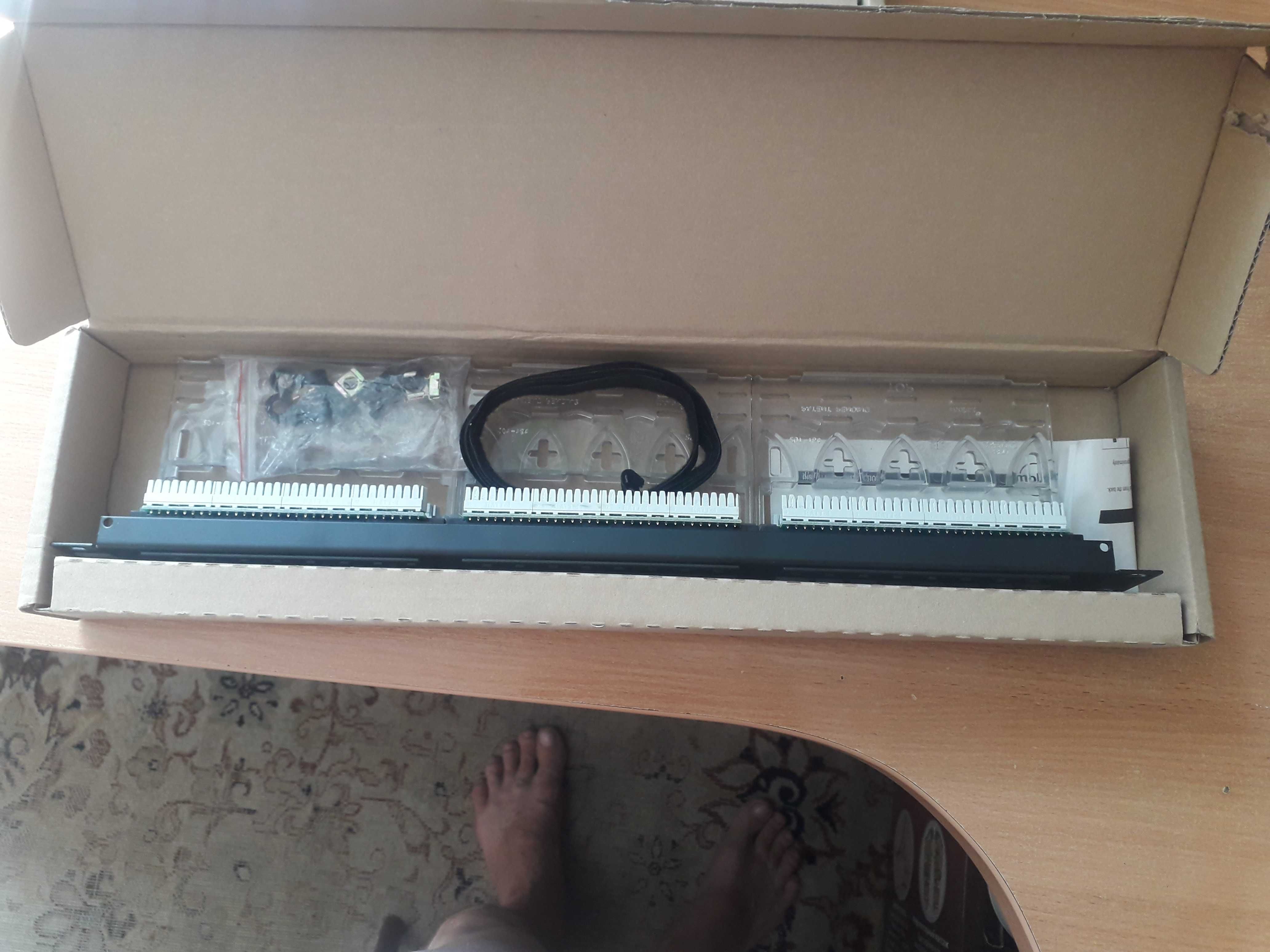 Патч-панель 19", 1U, 24 порта Eurolan 27B-X844