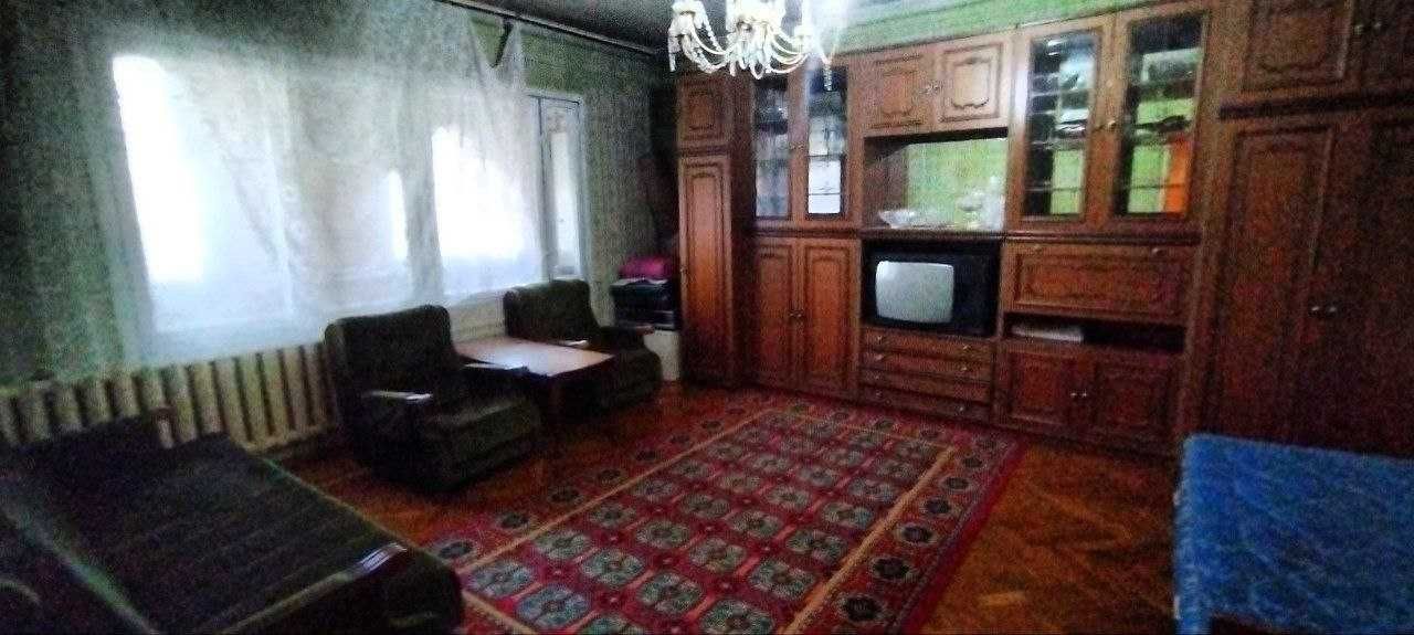 Продажа квартиры в центре на Ойбеке ID:DM209