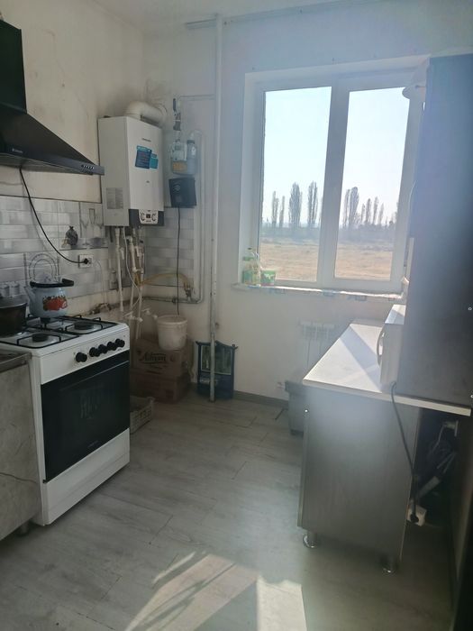 Toshkent viloyati, Qorasuvda 42 kv 2 xonali dom sotiladi