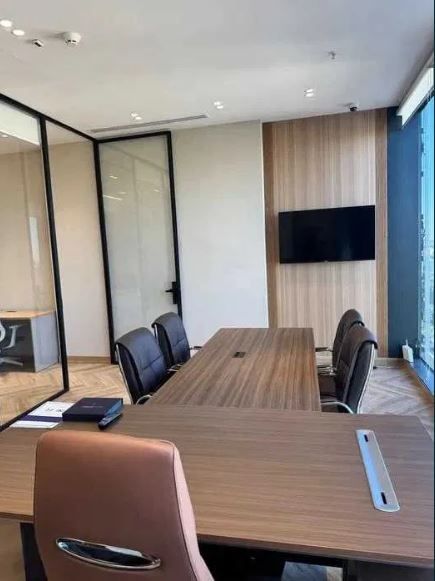 Сдается офис на Дархане, Акай Сити, 685 м² С МЕБЕЛЬЮ