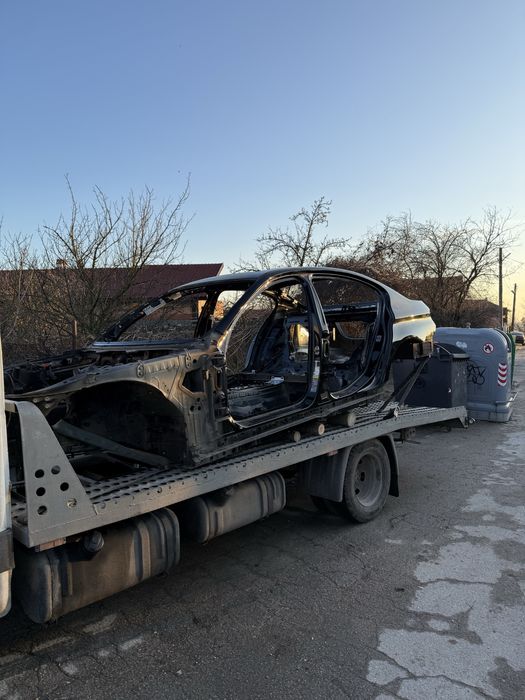 BMW F10 Цяло купе (шаси)