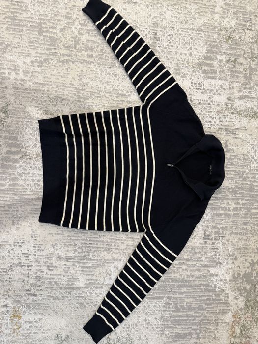 Кофта Полузамок ostin L-XL, в идеальном состоянии, высокого качества