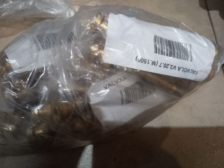 Вентили тежести лепенки за гуми