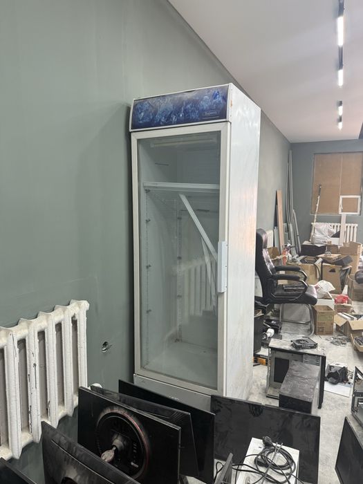 Ветрина холодилник