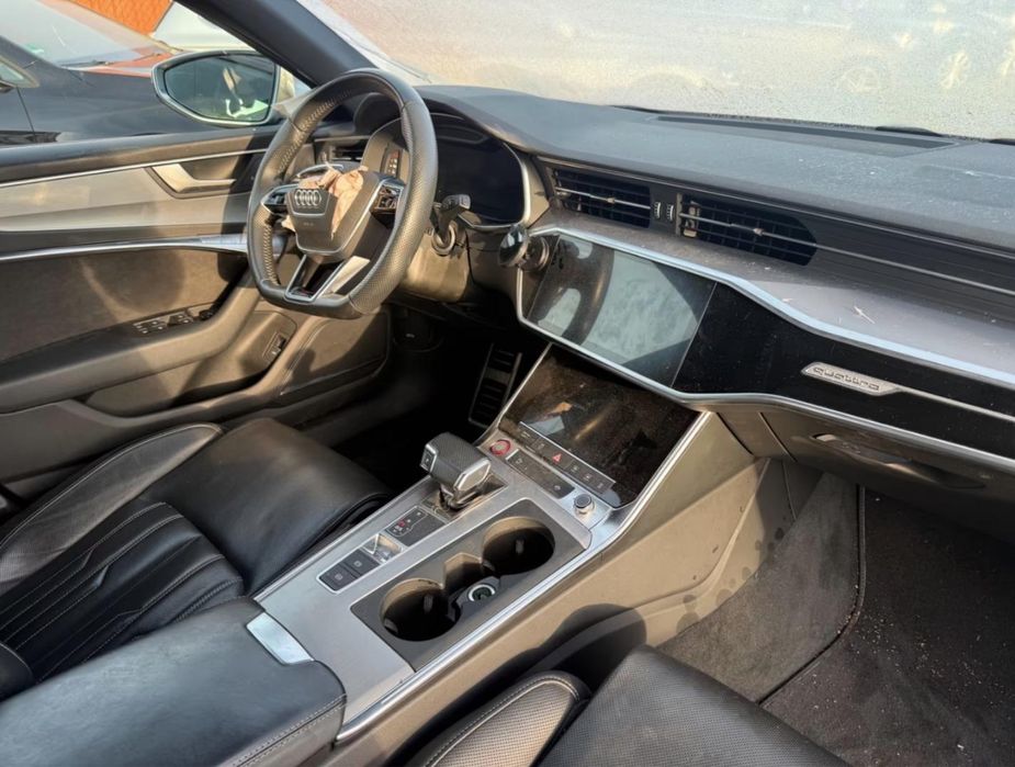 Audi S6 C8 2020 Hybrid avariat 349 cai