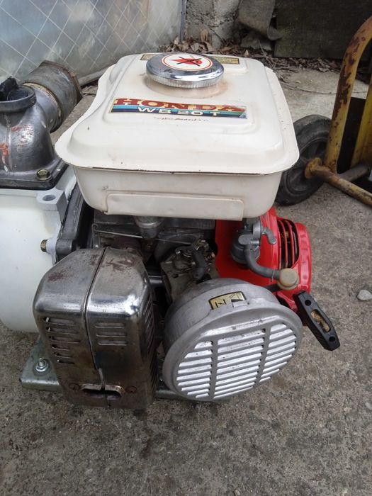 Водна помпа Honda WB 20 T, G 150 на бензин