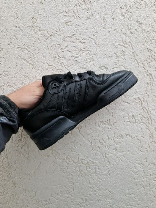 Adidas  Made in Vietnam nr 40