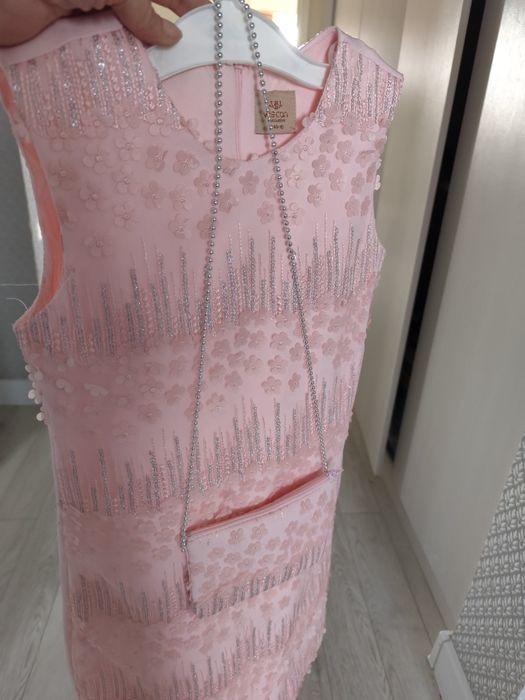 Платье на девочку 8 -9 лет