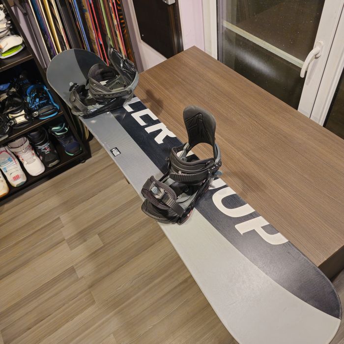 Placa Snowboard Killer Loop 162 cu Legaturi Crazy Creek L