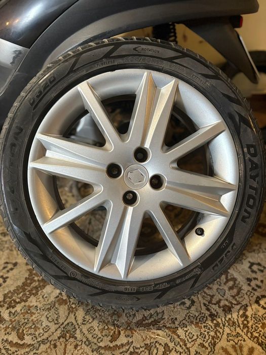 Продавам джанти 17”за Рено с летни гуми - подарък.Джанти без забележка