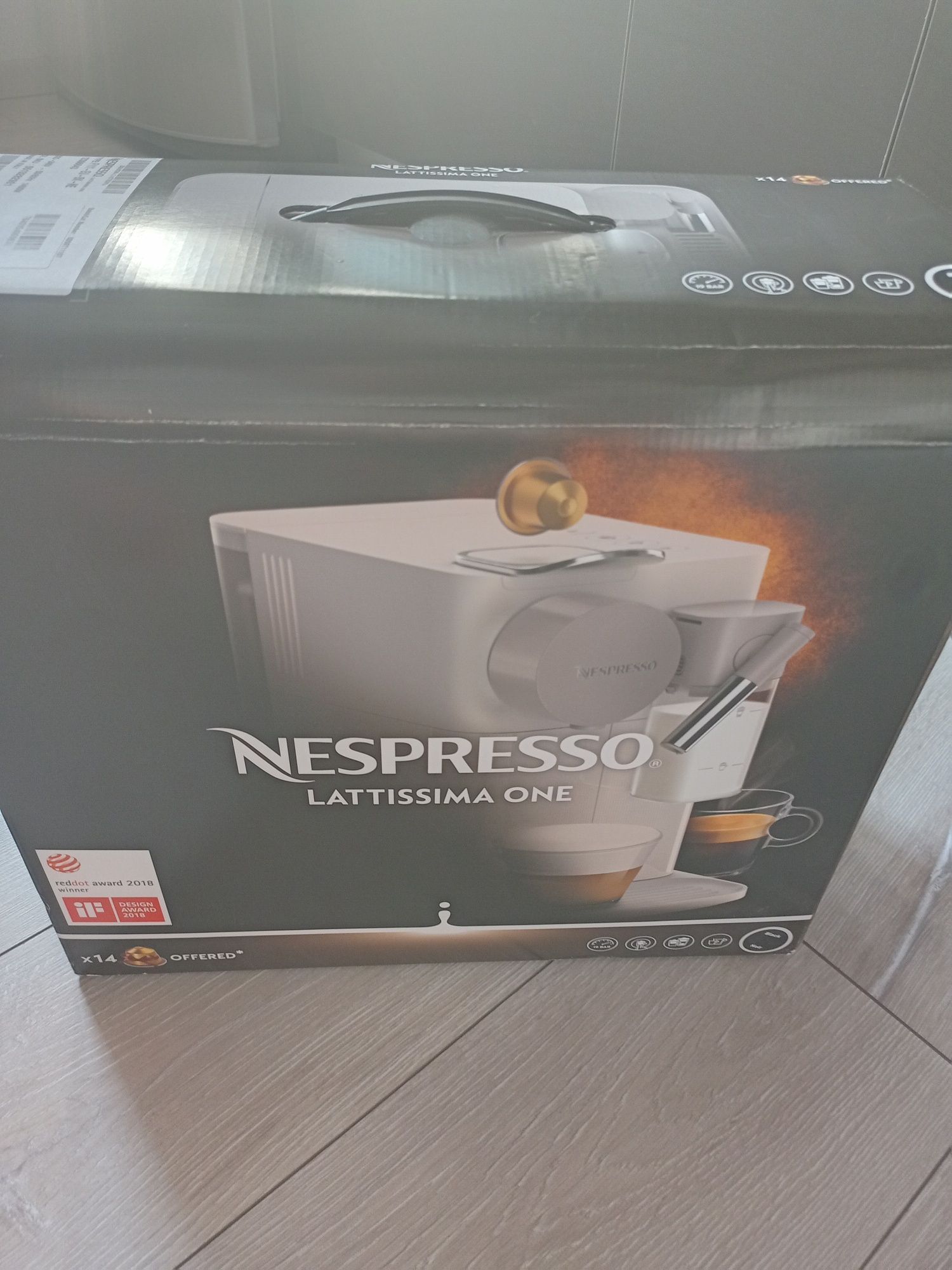 Кафемашина NESPRESSO