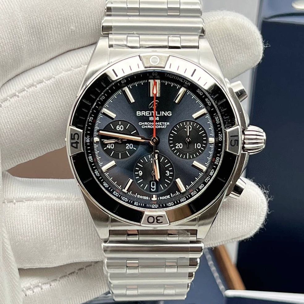 Breitling Chronomat B01