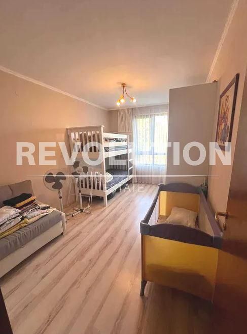 Дава се под наем Тристаен апартамент в к.к. Златни пясъци - 85 кв.м за 450 € - Снимка #5