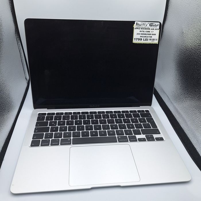 Apple NacBook Air 2019 Intel I7 256SSD 8Gb Încărcător