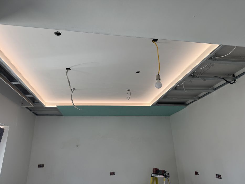 Execut lucrarii de gips carton (rigips)