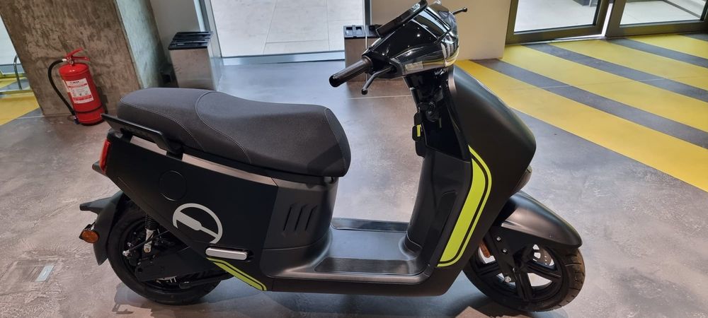 Scooter electric