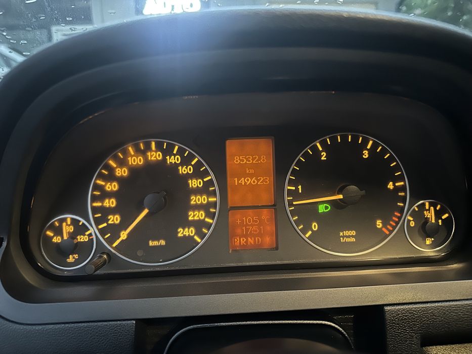 Mercedes-Benz A180 CDI • 1.8 Diesel • 130 CP • Automat • Garantie 1 AN