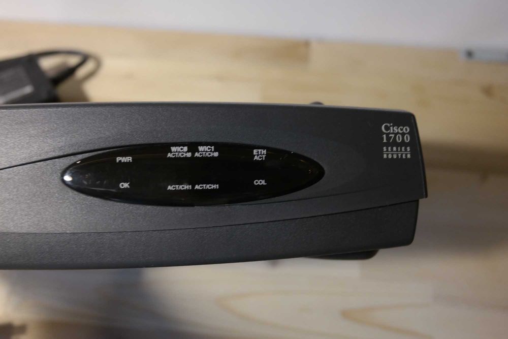 Cisco 1700 pentru educatie