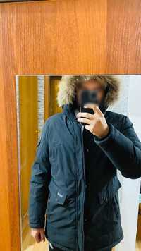 Зимняя зимная куртка куртку  L-XL размера фирмы BLACKWOLF