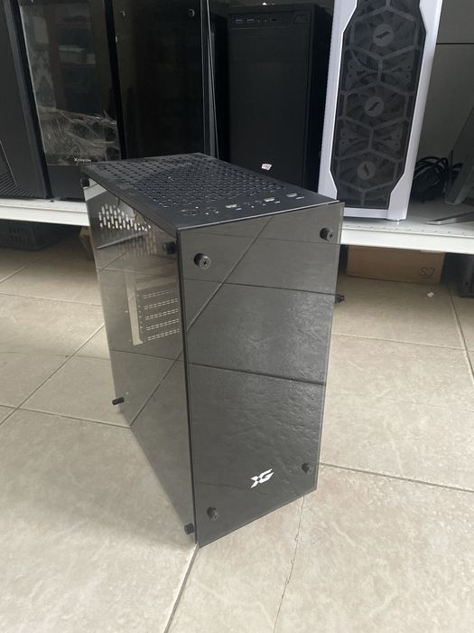 корпус с боковым стеклом