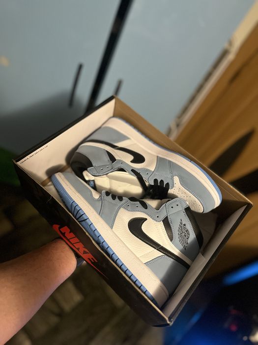 Air Jordan 1 University Blue noi! Marimea 42