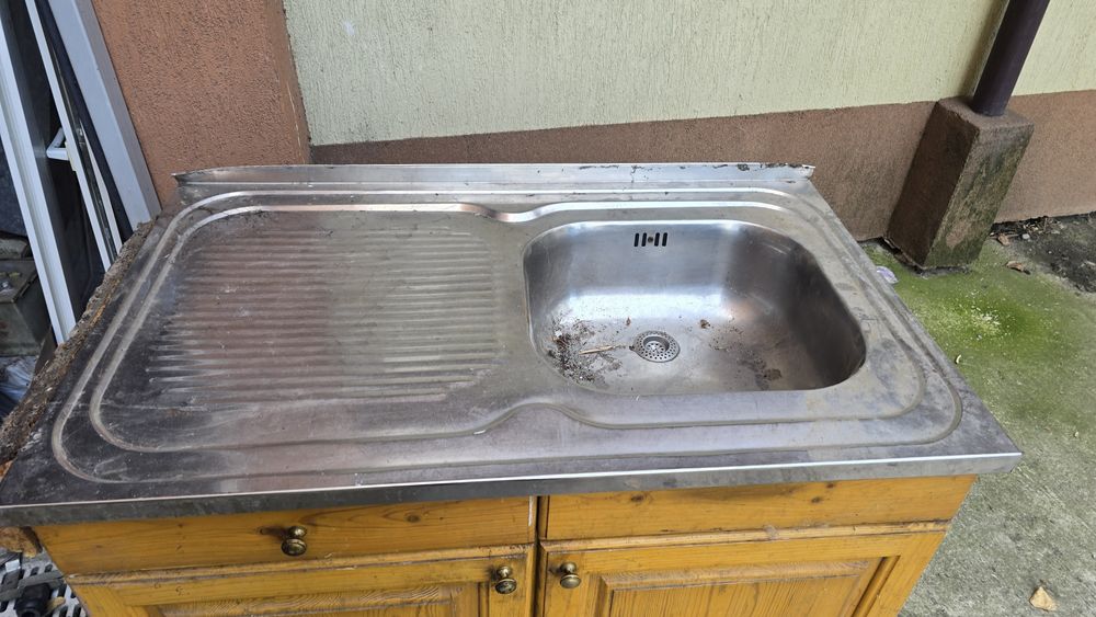 Чамова кухня със мивка