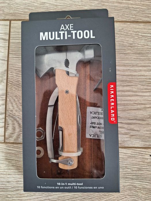 Vand unealta multifunctionala Carturesti