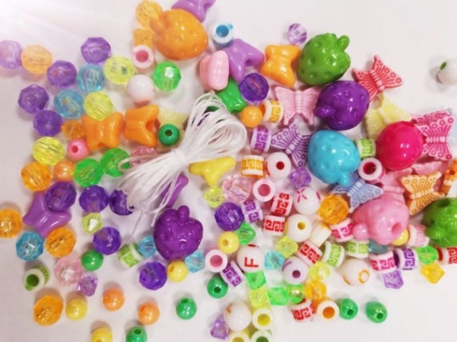 Комплект за създаване на бижута от мъниста