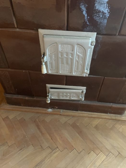 Sobă de teracotă fixă