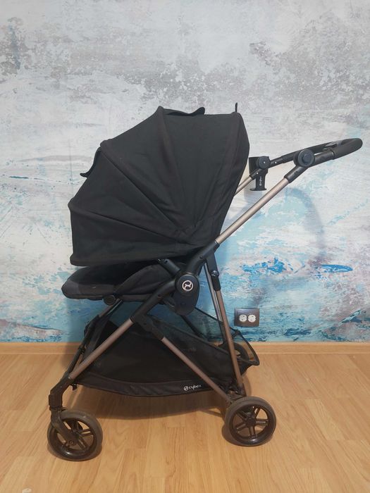Cărucior Cybex Melio Black – ușor, elegant, bine întreținut