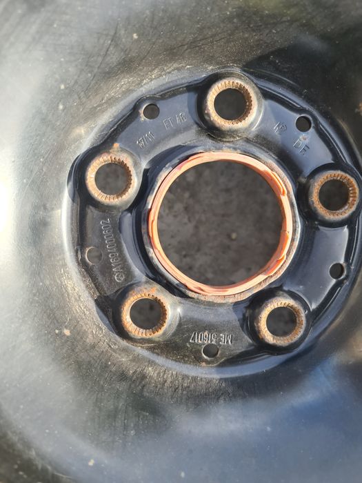 Roti cu jante si anvelope de iarna 205 60 r 16  5 x 112