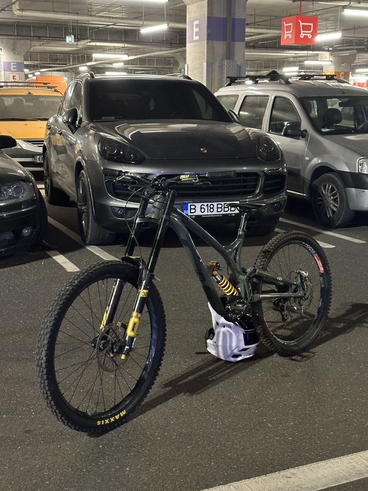 Cadru commencal v4