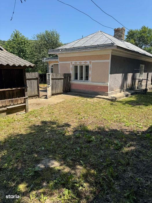 Vand Casa Din Caramida Bacau-Tamas la pret de garsoniera