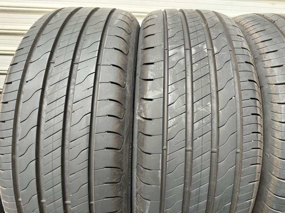 Автомобилни гуми 235 55 18 Goodyear