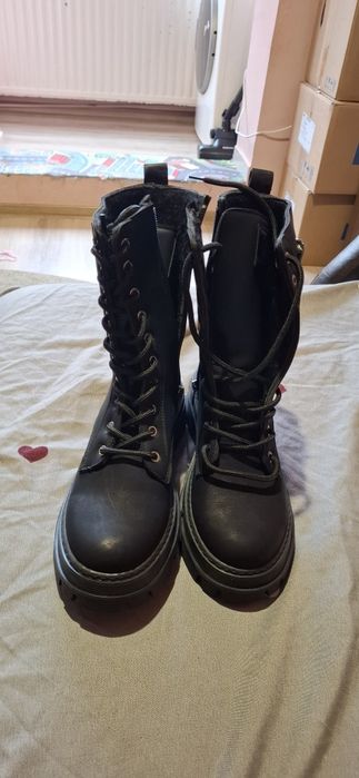 Ghete dama marimea 40