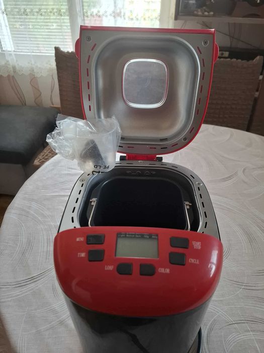 Хлебопекарна Heinner  HBM-915BKR