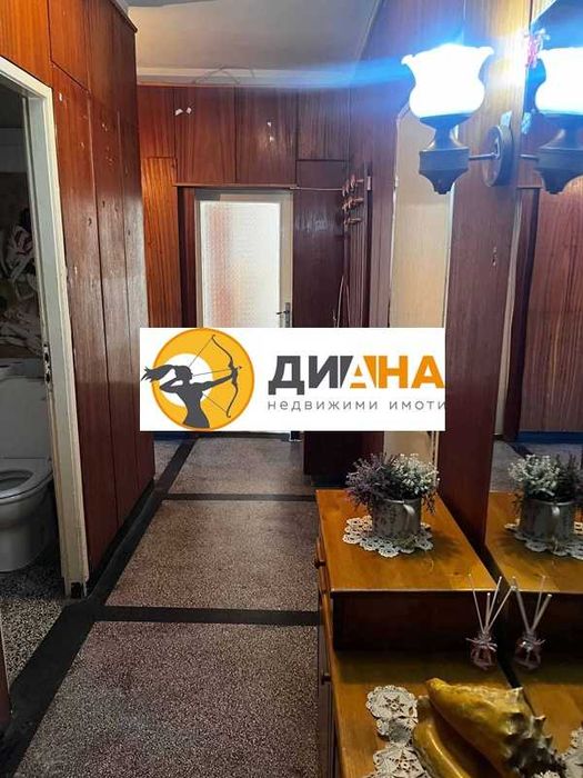 Продава се Тристаен апартамент в Пловдив, Тракия - 86 кв.м за 1489 €/кв.м - Снимка #8