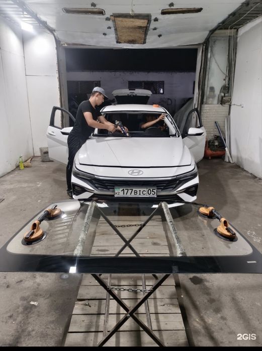 Автостекло, продажа лобового стекла на все модели Mitsubishi