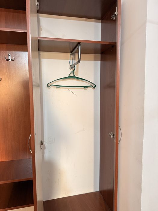 Шкаф для прихожей