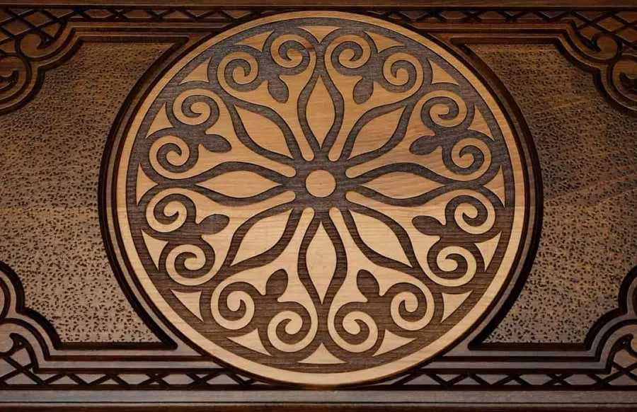 Нарды резные "Орнамент 2" из массива бука (Армения)