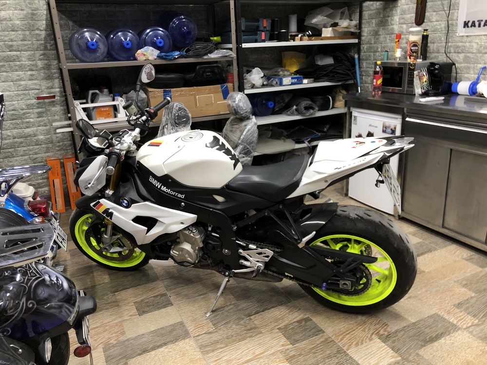 BMW S1000R M в продаже